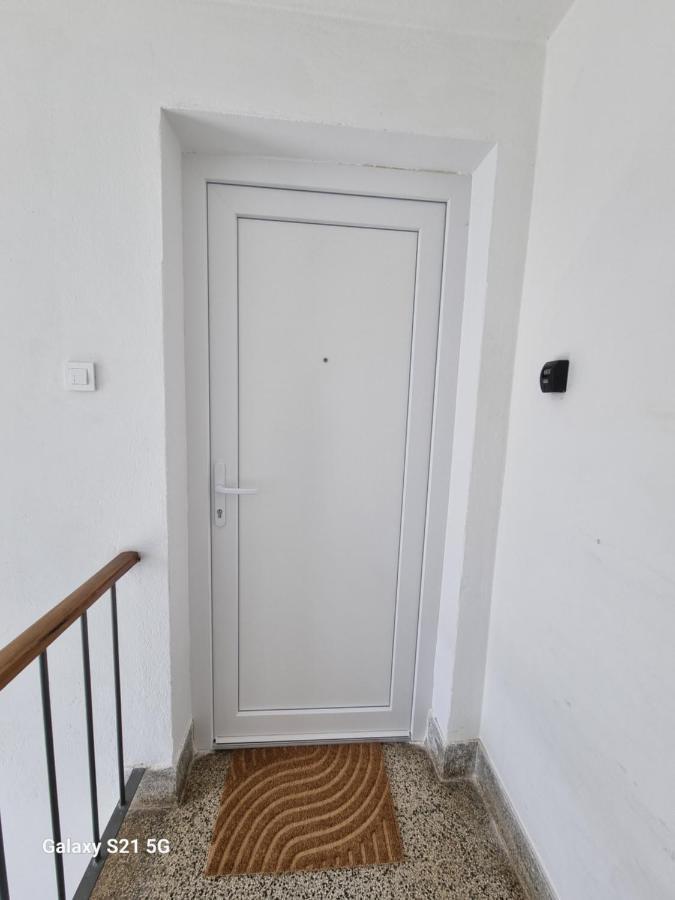 Apartment Rivarela Blu - Newly Renovated And Top Location Near Sea Novigrad  Exterior photo
