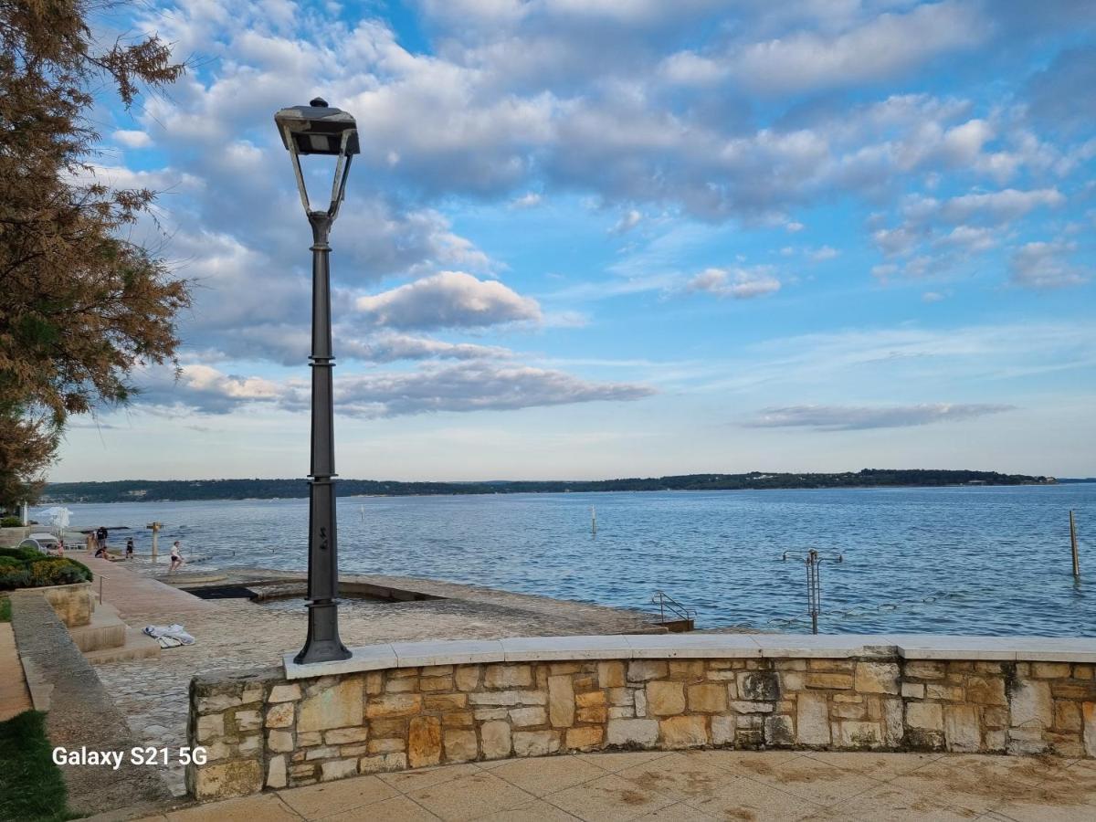 Apartment Rivarela Blu - Newly Renovated And Top Location Near Sea Novigrad  Exterior photo